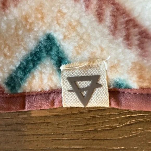 NEW Liv Outdoor Insulating Fleece Dusk Jacket/Shacket-Cedarwood Folklore-Size M - Picture 6 of 16